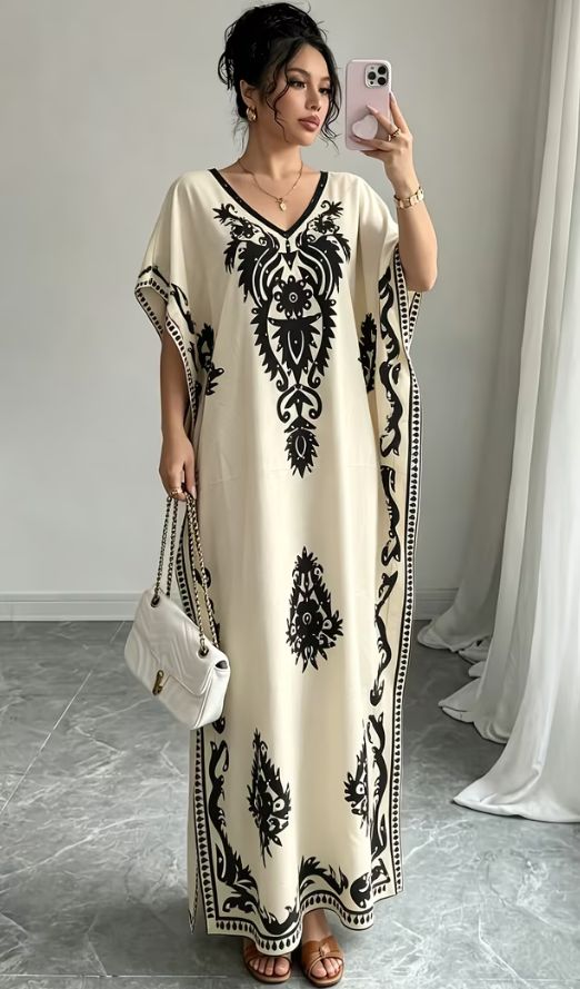 One-size printed fashion Robe.