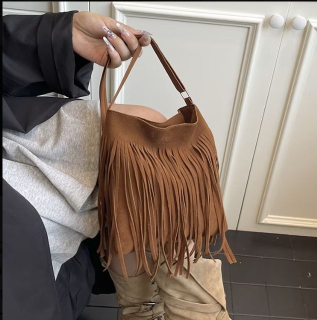Tassel saddle bag